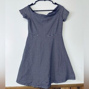 Old Navy Navy and White Striped Shirt